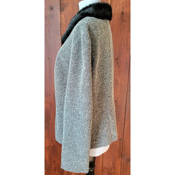 Women 14 Black & White Bouclé Blazer Faux Fur Collar Texture Tailored Whimsygoth - Picture 8 of 11